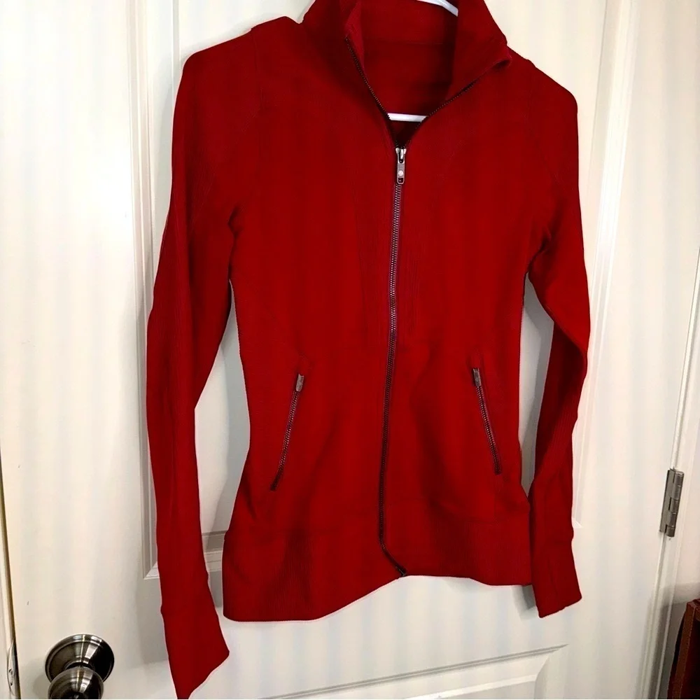 Lululemon Movement To Movement Jacket Dark Sport Red size 4